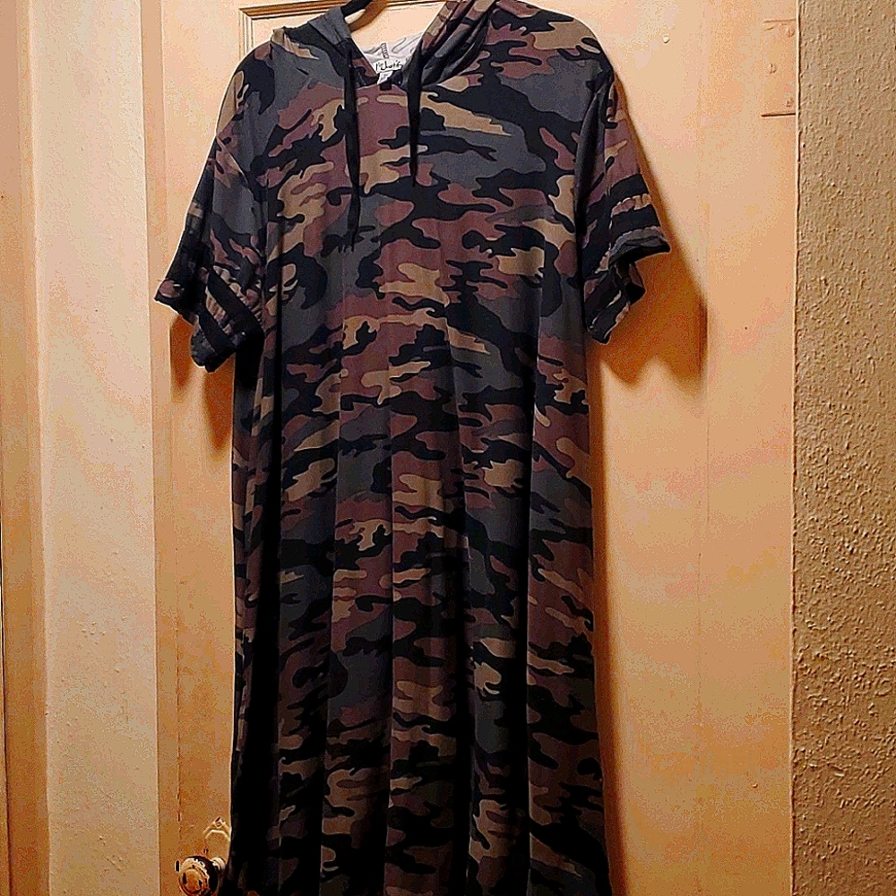 J for Justify sporty camo dress
